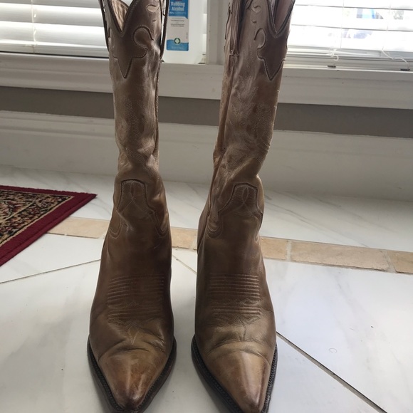 Cowboy boots - Picture 1 of 4